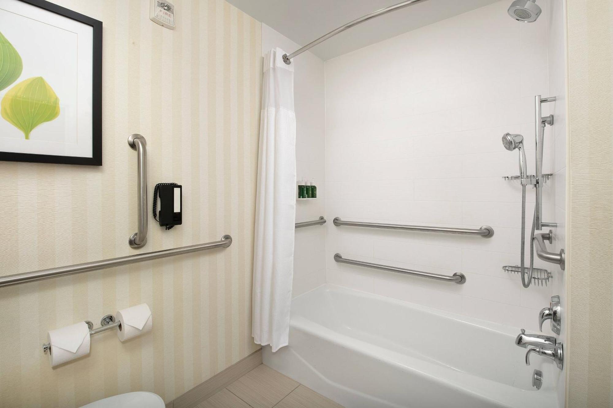 Fairfield Inn & Suites Baltimore BWI Airport Linthicum Exterior photo